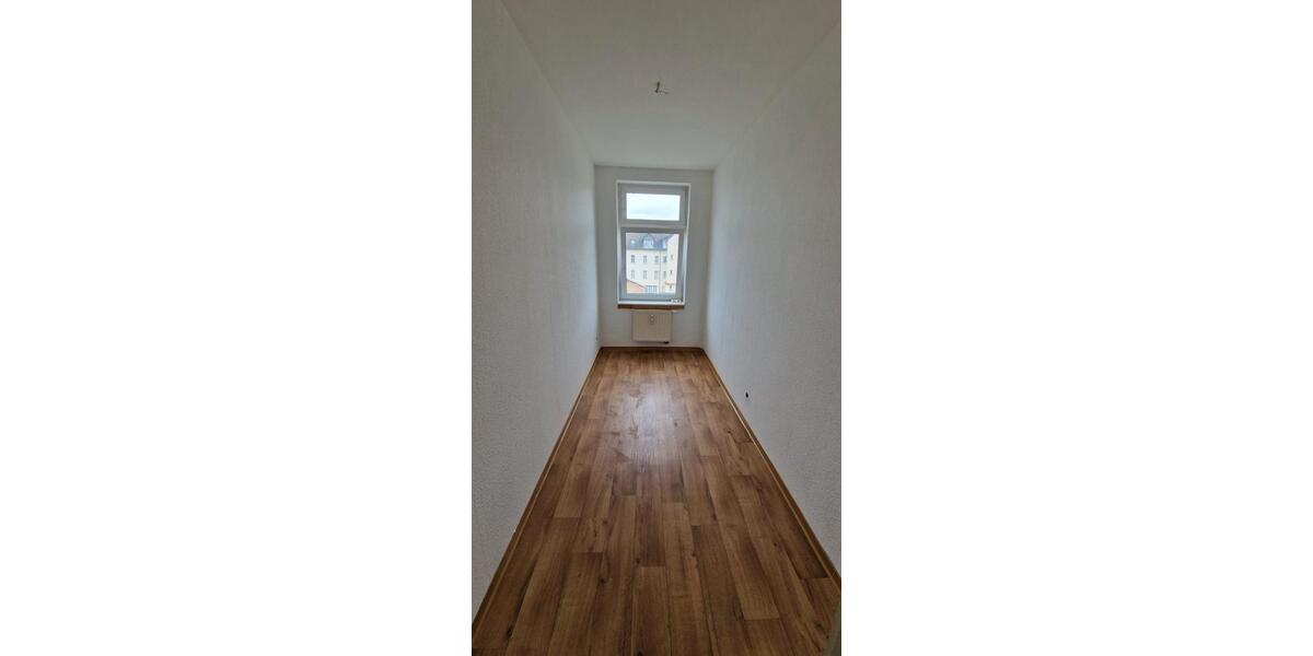 Etagenwohnung Weißenfels - 4 Zimmer, 67 m&sup2;, 420&euro; | Angebot:26619968