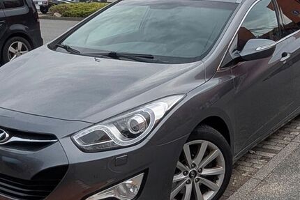 Hyundai i40 156.700 km 6.600 &euro; Stadum 25917