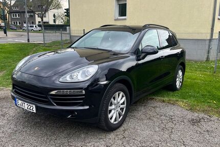Porsche Cayenne 311.000 km 11.000 € Essen 45279