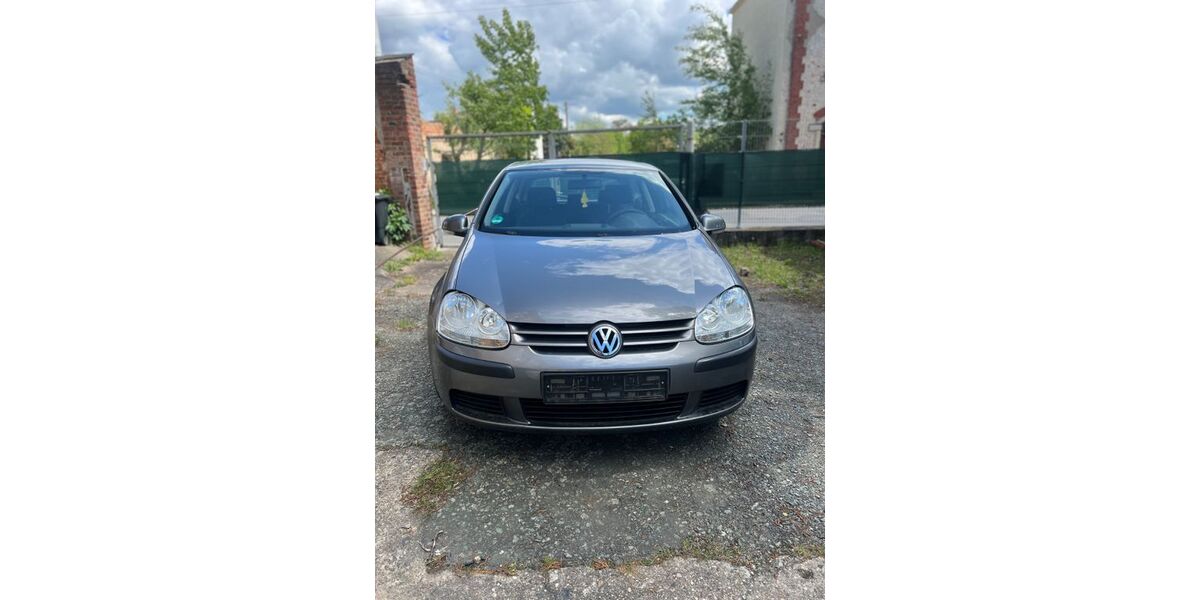 VW Golf 155.000 km 2.000 &euro; Crimmitschau 08451
