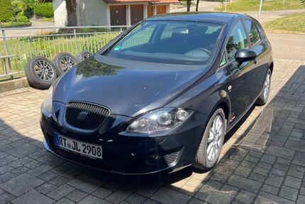 Seat Leon 187.000 km 3.300 &euro; Römerstein 72587