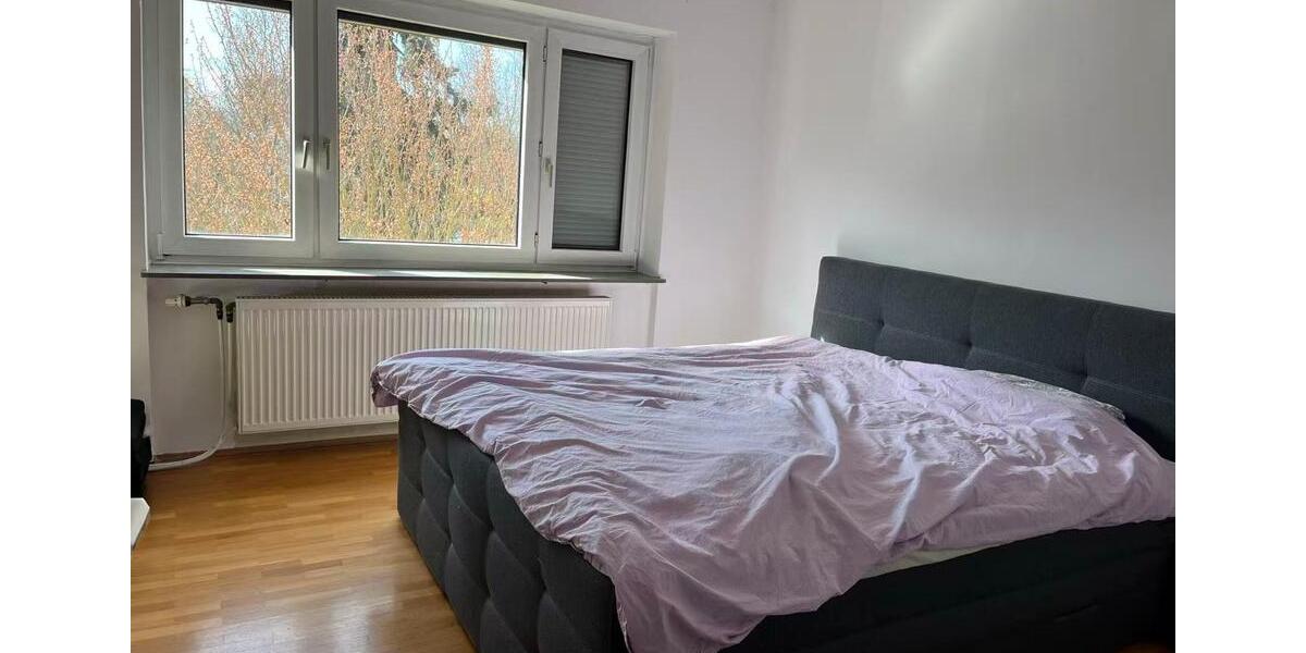 Etagenwohnung Würzburg Dürrbachau - 5 Zimmer, 107 m&sup2;, 1.650&euro; | Angebot:26115387