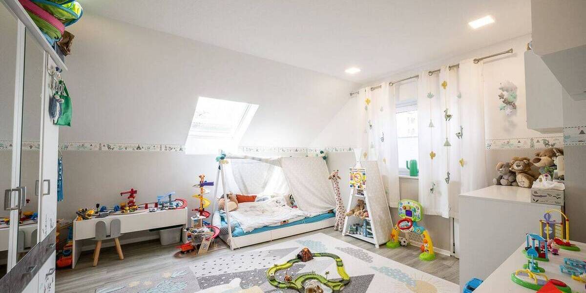 Freistehendes Einfamilienhaus mit Doppelgarage in ruhiger Randlage von Meinerzhagen - Einfamilienhaus Meinerzhagen Valbert | Angebot:26295133
