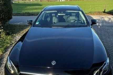 Mercedes-Benz E 400 136.584 km 24.900 &euro; Bergen 83346