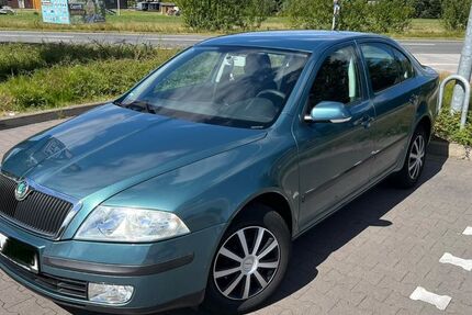 Skoda Octavia 172.000 km 1.950 &euro; Zetel 26340