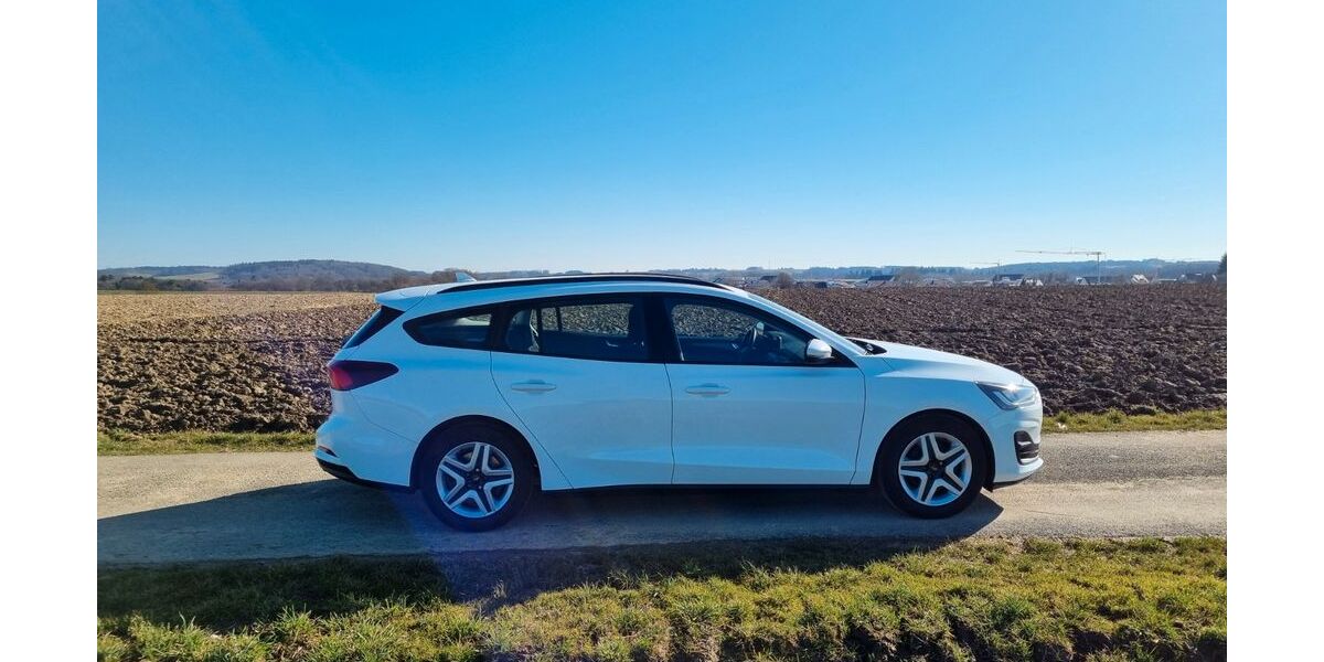 Ford Focus 83.500 km 13.950 &euro; Biberach 88400