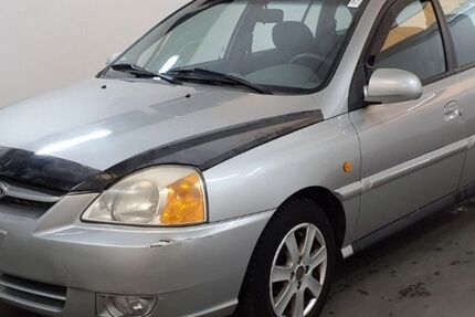 Kia Rio 157.000 km 599 &euro; Löwenberger Land OT Teschendorf 16775