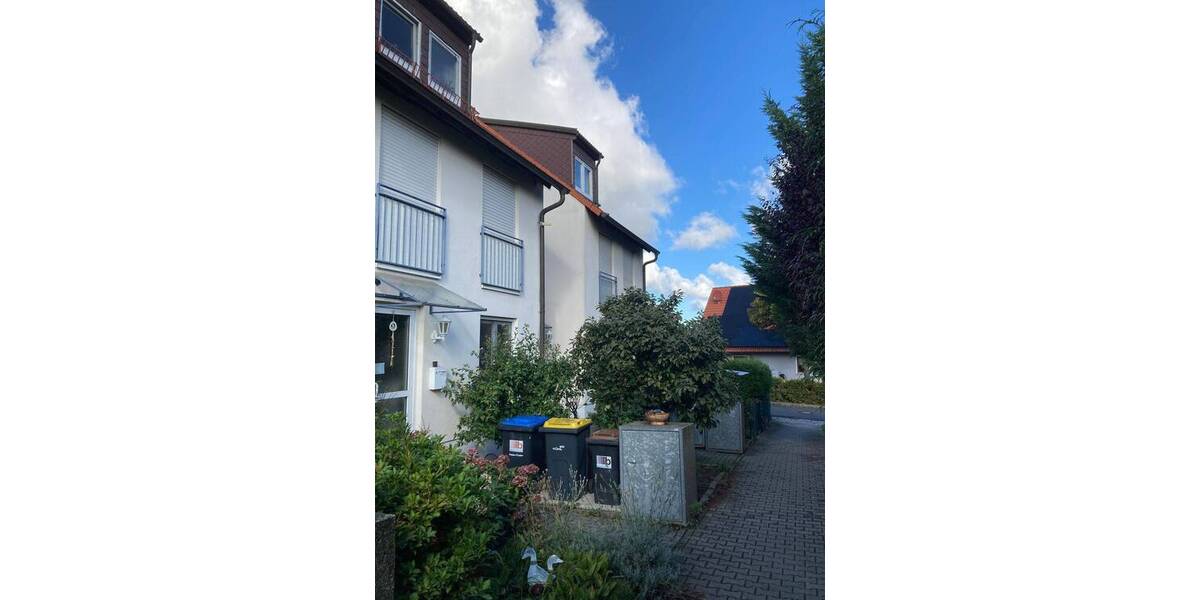 Verkauf von 2 Haushälften mit 3 Wohneinheiten in Gaustritz zimmer