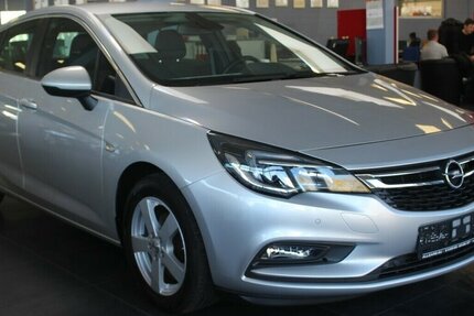 Opel Astra 1.4 Turbo Edition
