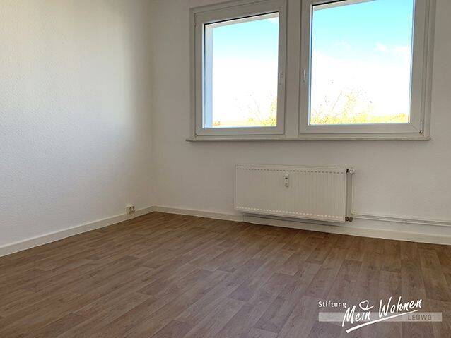 Etagenwohnung Bad Dürrenberg - 4 Zimmer, 76 m&sup2;, 490&euro; | Angebot:26879010