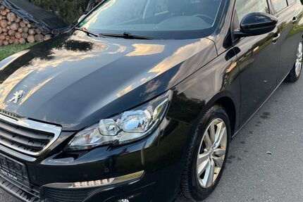 Peugeot 308 150.000 km 5.700 &euro; Mittweida 09648
