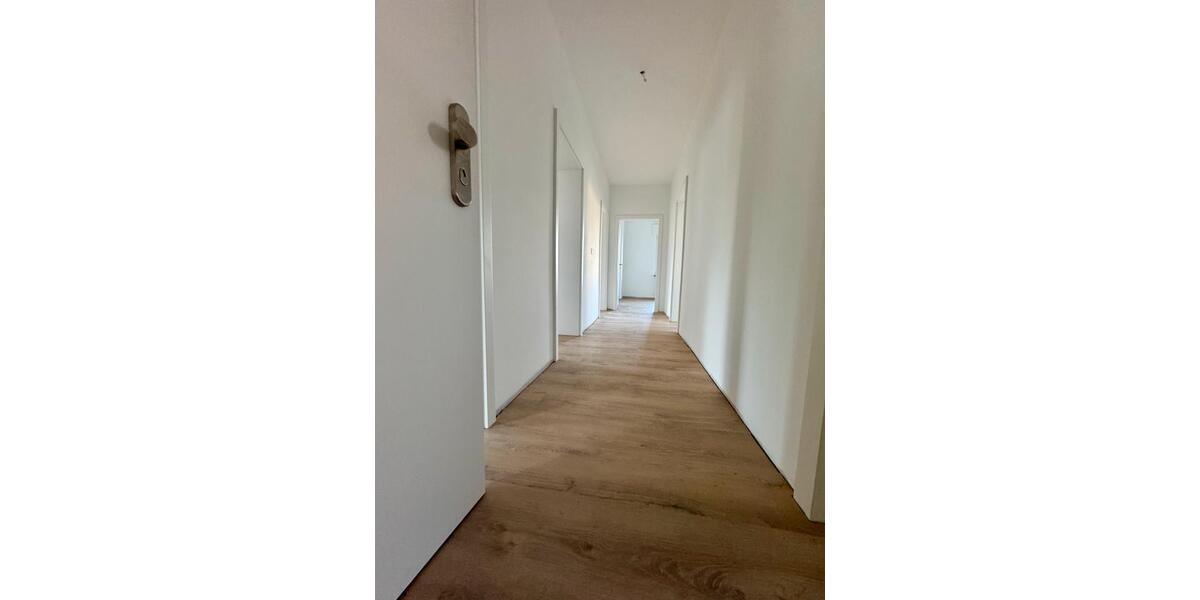 Etagenwohnung Nickenich - 4 Zimmer, 90 m&sup2;, 850&euro; | Angebot:25055487