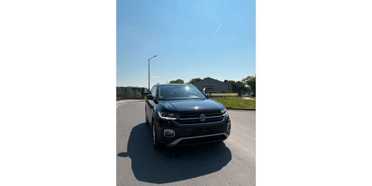 VW T-Cross 18.945 km 21.950 &euro; Krefeld 47829