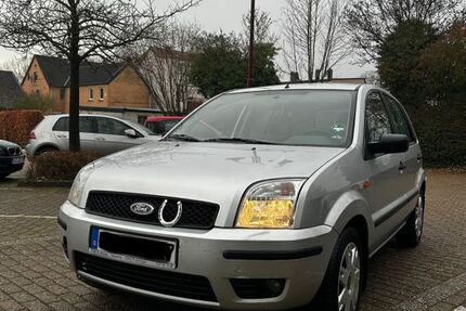 Ford Fusion 120.220 km 1.750 &euro; Varel 26316
