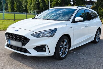 Ford Focus 130.000 km 10.999 &euro; Bernried 94505