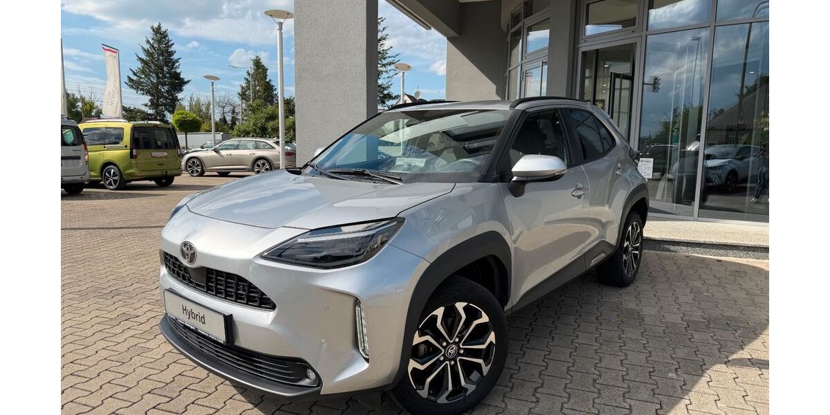 Toyota Yaris Cross 24.625 km 24.699 &euro; Königsbrunn / Augsburg 86343