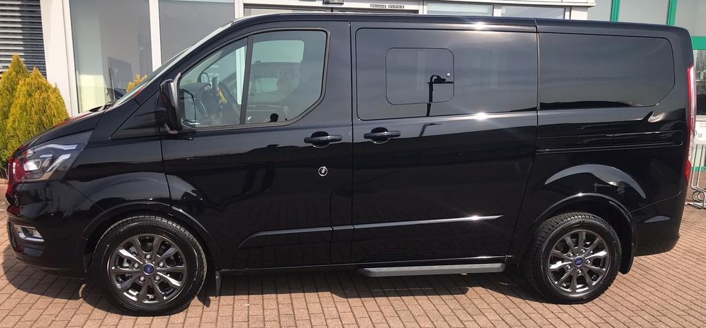 Ford Tourneo Custom 117.000 km 36.500 € Kirchhain 35274