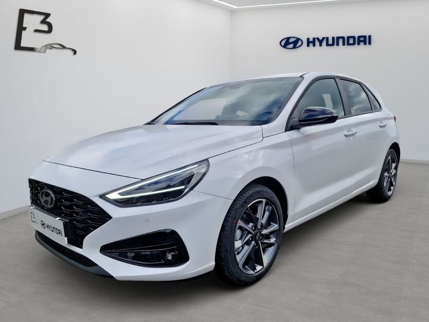 Hyundai i30 3.172 km 25.490 € Schiffweiler 66578