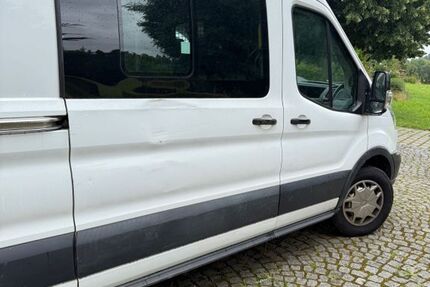 Ford Transit 169.842 km 12.550 € Ebermannsdorf 92263