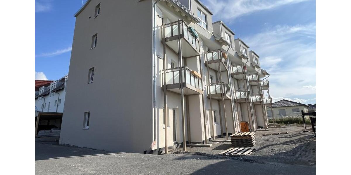 Etagenwohnung Arnsdorf - 2 Zimmer, 42 m&sup2;, 555&euro; | Angebot:26665631