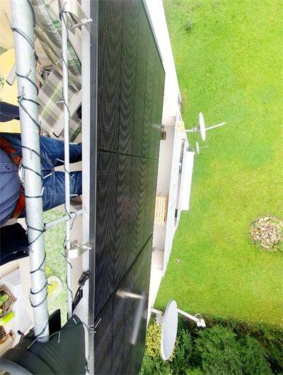 Super Aussichten mit Balkon im modernen, hellen und sicheren Kleid für die kleine Familie!!!