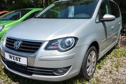 VW Touran 211.000 km 2.790 &euro; Kreuztal 57223