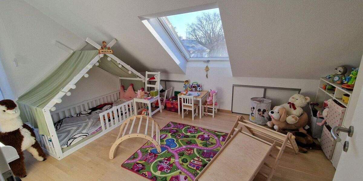 Reihenendhaus Nürtingen Oberensingen - 5 Zimmer, 136 m&sup2;, 649.000&euro; | Angebot:24611147