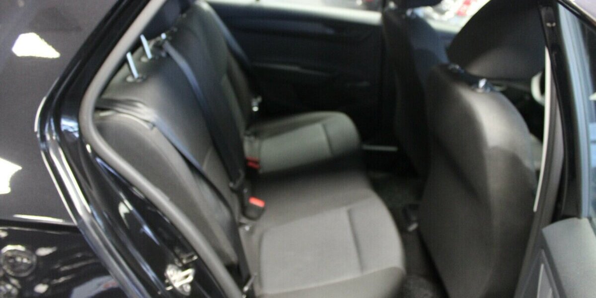 Skoda Fabia 1.0 MPI Cool Edition 84.870 km 7.480 &euro; Euskirchen 53881