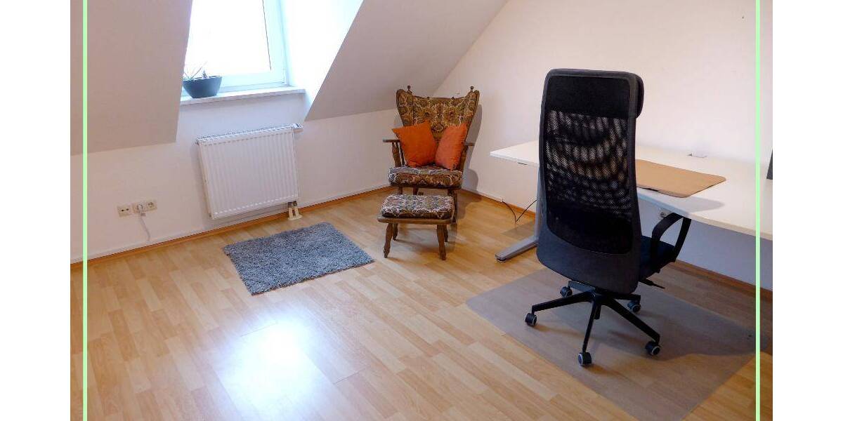 Etagenwohnung Neumarkt in der Oberpfalz Neumarkt - 4 Zimmer, 100 m&sup2;, 840&euro; | Angebot:26798585