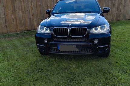 BMW X5 292.883 km 8.299 &euro; Vieritz 14715