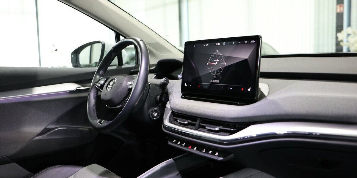 Skoda Enyaq IV 80 LOFT / LEDER, MATRIX-LED, WÄRMEPUMPE 99.000 km 29.444 &euro; Hamm 59077