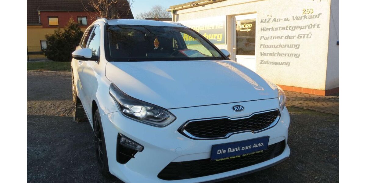 Kia ceed Sportswagon 109.000 km 14.440 &euro; Halle/ Saale 06116