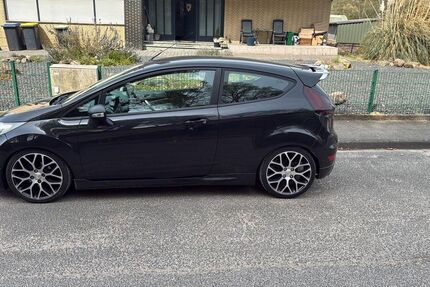 Ford Fiesta 160.000 km 4.500 &euro; selfkant 52538