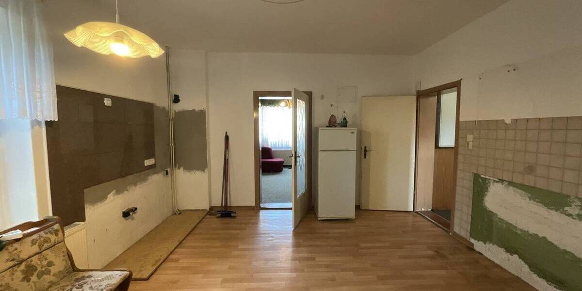 Einfamilienhaus Schenkendöbern Sembten - 7 Zimmer, 188 m&sup2;, 79.000&euro; | Angebot:25685823