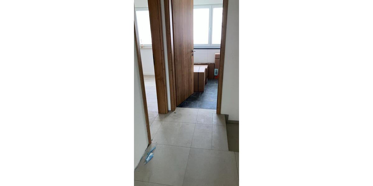 Vermietung Reihenhaus - Mitte 5 zimmer