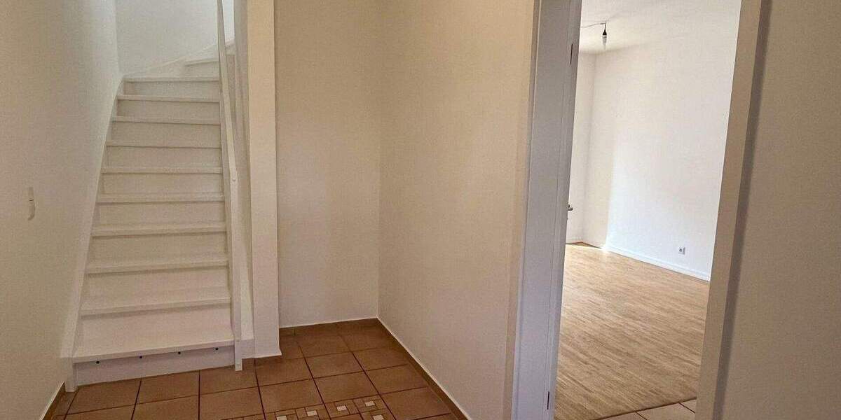 Reihenmittelhaus Henstedt-Ulzburg Ulzburg - 4 Zimmer, 107 m&sup2;, 392.000&euro; | Angebot:25880727
