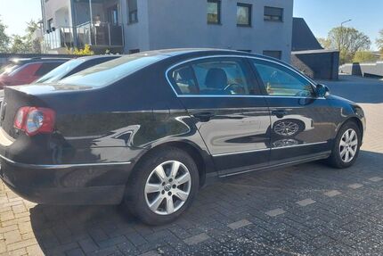 VW Passat 181.000 km 4.000 &euro; Osnabrück 49084