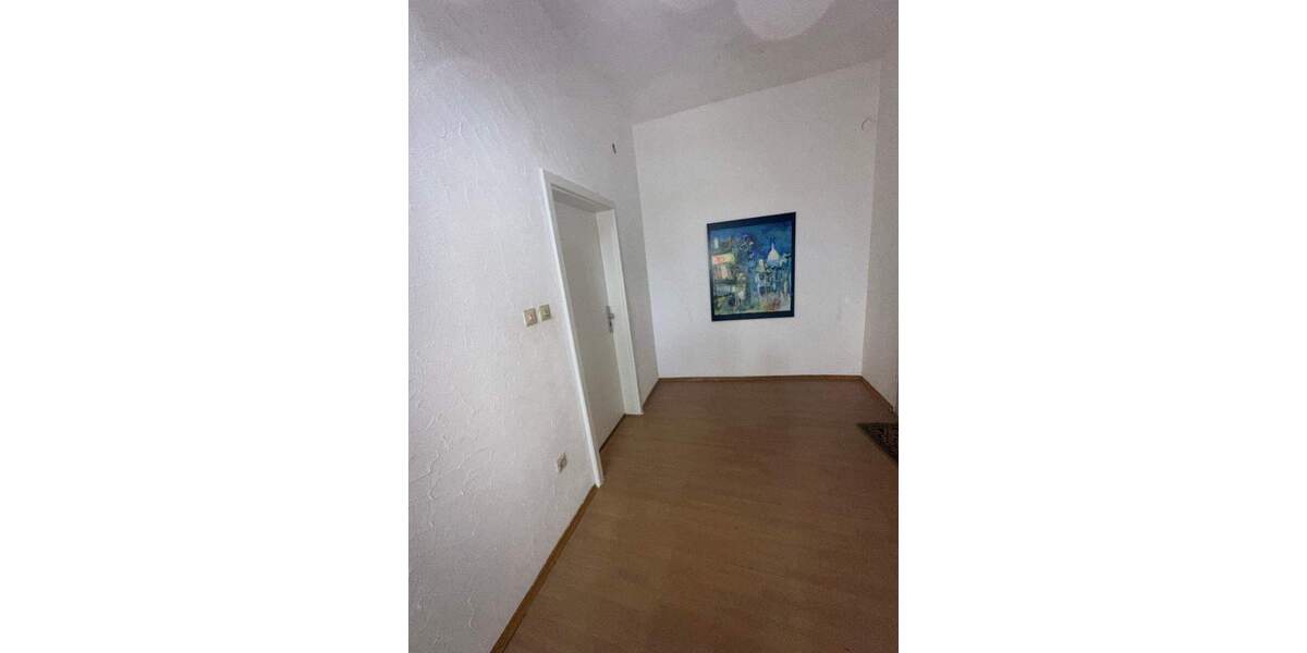 Frei ab 01.02.2026 Gute Lage 4-Zimmer-Wohnung zimmer