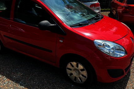 Renault Twingo 152.463 km 2.299 &euro; Gera 07551