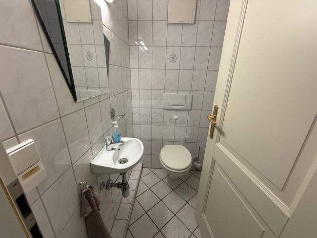 Etagenwohnung Überlingen - 3 Zimmer, 110 m&sup2;, 1.500&euro; | Angebot:24484996