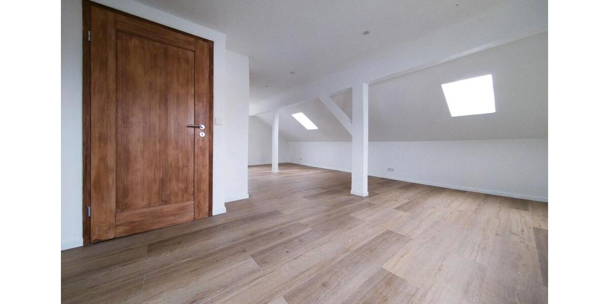 Einfamilienhaus Ernsgaden - 6 Zimmer, 157 m&sup2;, 1.500&euro; | Angebot:25442073