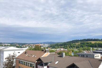 Einzigartige 2-Zimmer-DG-Wohnung mit riesiger Dachterrasse 2 zimmer