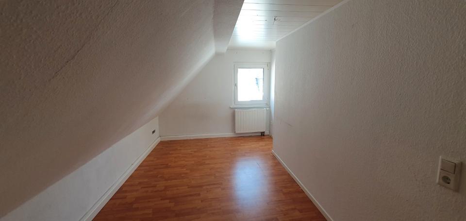 Dachgeschoßwohnung Wipperfürth - 3 Zimmer, 53 m&sup2;, 530&euro; | Angebot:26323577