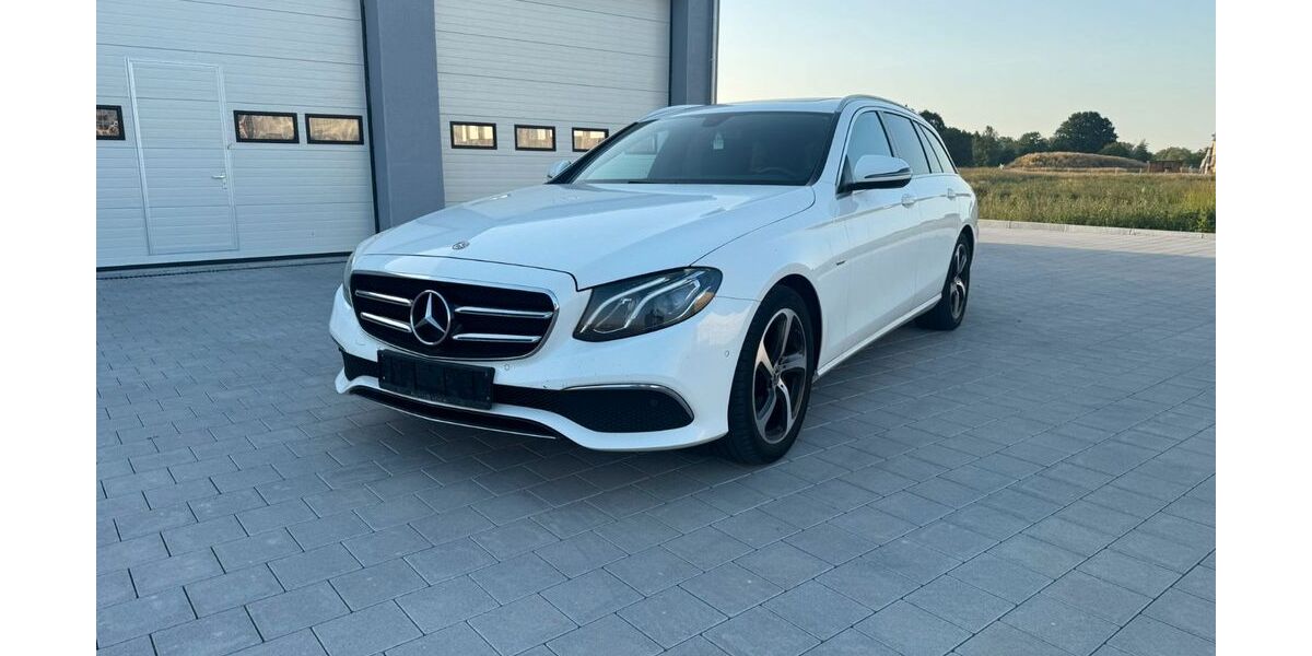 Mercedes-Benz E 300 233.000 km 17.489 &euro; Kenzingen 79341