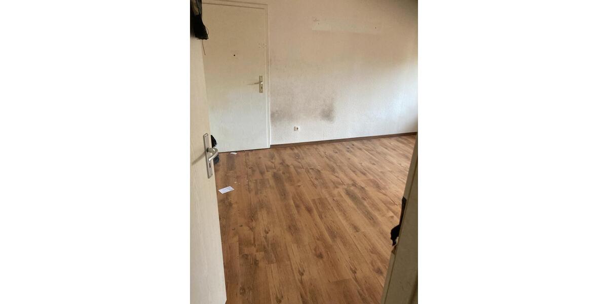 Etagenwohnung Magdeburg Leipziger Straße - 3 Zimmer, 77 m&sup2;, 100.000&euro; | Angebot:27456322