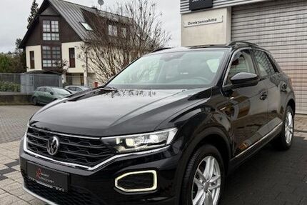 VW T-Roc 82.600 km 18.900 € Wiesbaden 65199
