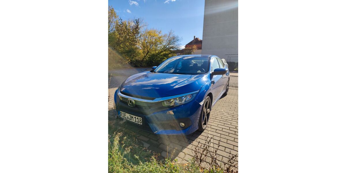 Honda Civic 65.595 km 14.990 &euro; Riesa 01587