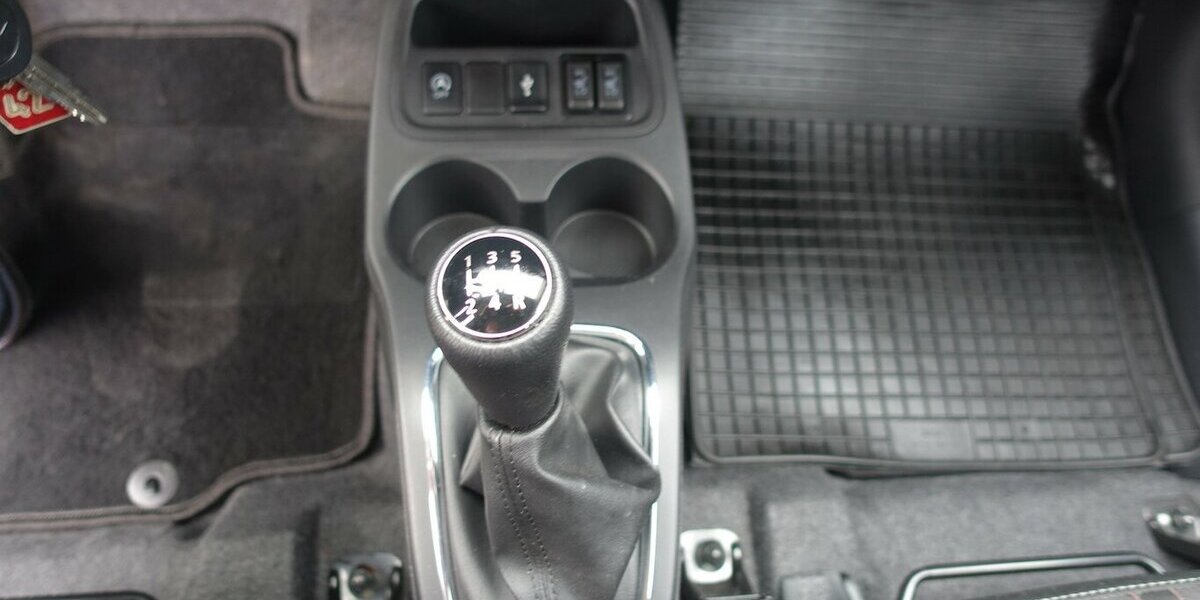 Mitsubishi Space Star Select+ Kamera Alu WR Sitzh. DAB 1. Han 21.600 km 12.950 &euro; Neumarkt/OPf 92318