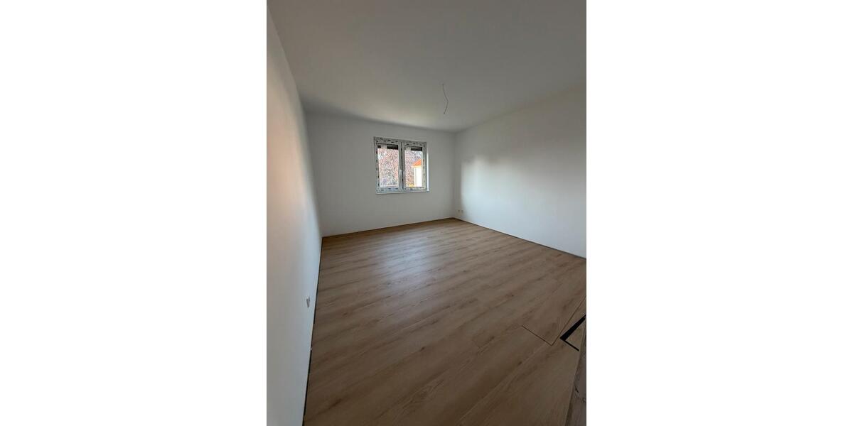 Etagenwohnung Leopoldshöhe - 3 Zimmer, 83 m&sup2;, 342.000&euro; | Angebot:26933998