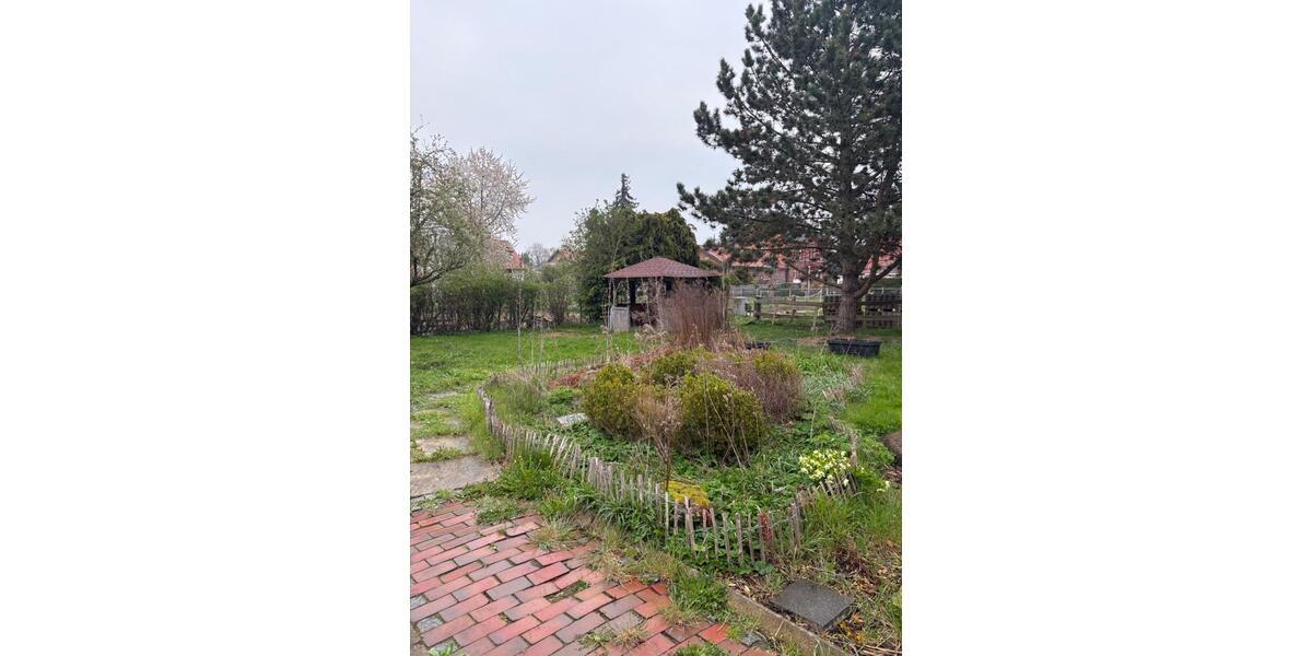 Etagenwohnung Bad Salzdetfurth - 4 Zimmer, 120 m&sup2;, 600&euro; | Angebot:26266239